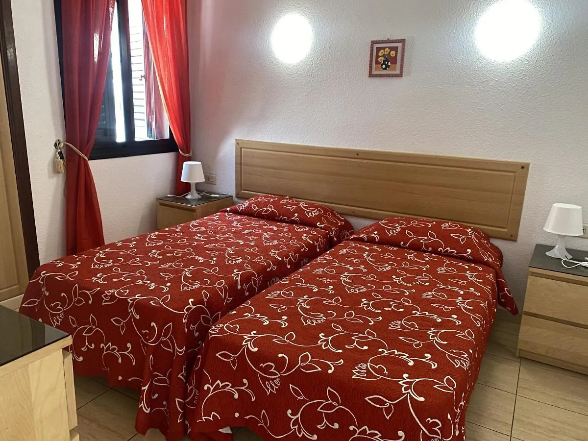 Apartment 7B2, Victoria Court 1,Avenida Londres 6, Los Cristianos, 38650, Tenerife Los Cristianos   Los Cristianos (Tenerife)